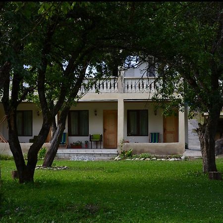 Garden House מסטיה מראה חיצוני תמונה